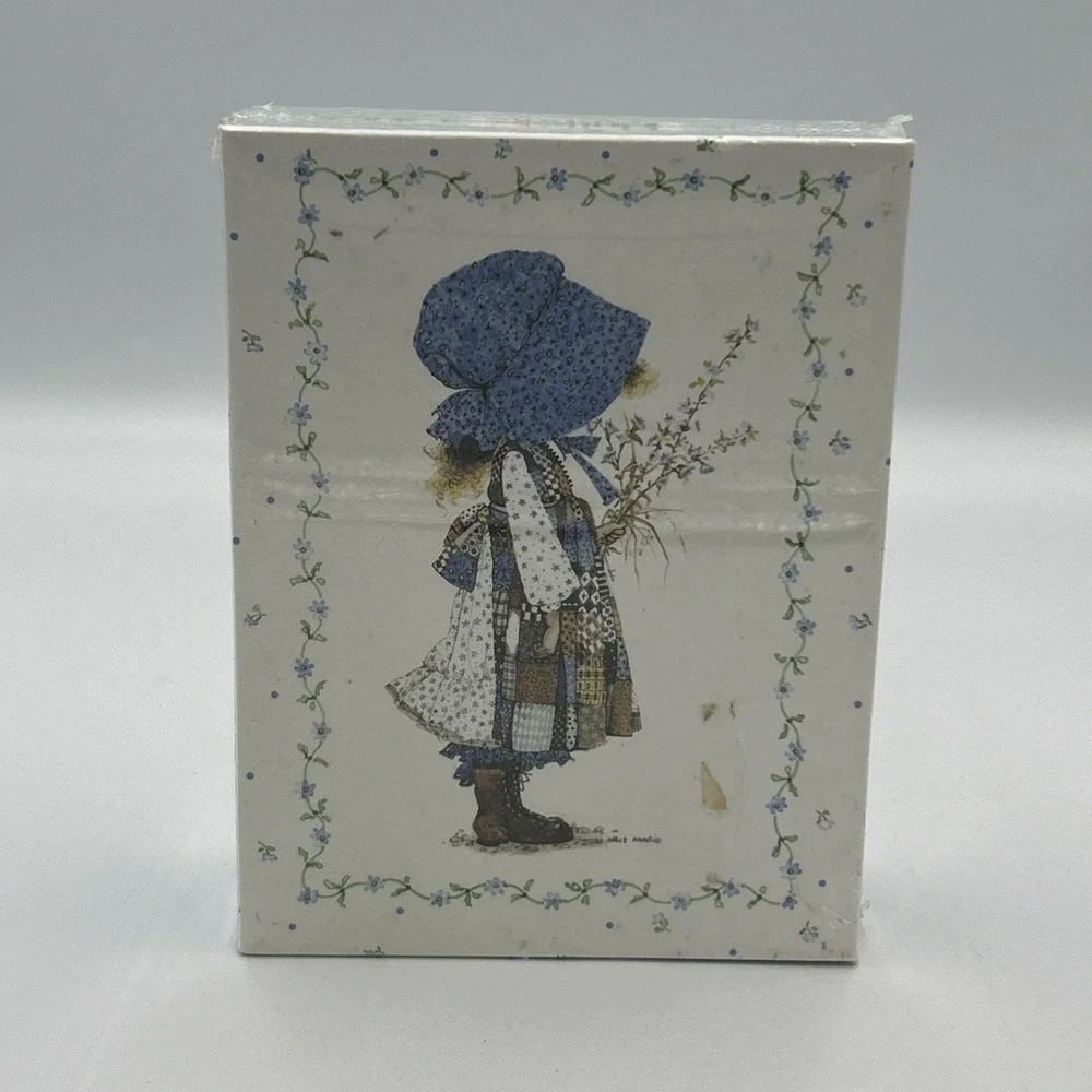2001 Holly Hobbie Stationary 12 Blank Note Card Set + Keepsake Box NEW SEALED